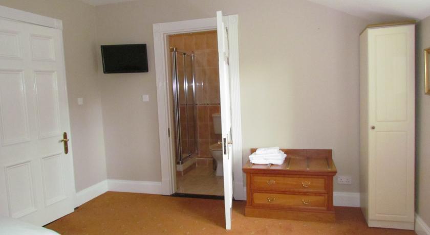 Gate Lodge B&B Портамна Номер фото