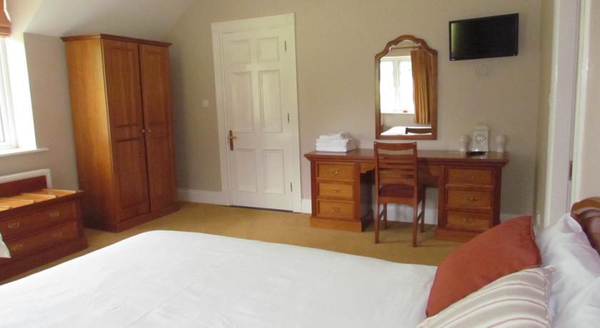 Gate Lodge B&B Портамна Номер фото