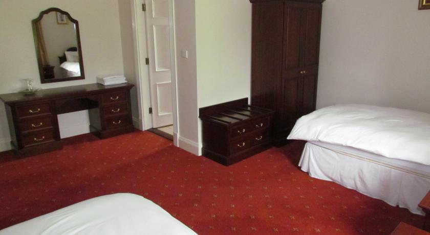 Gate Lodge B&B Портамна Номер фото